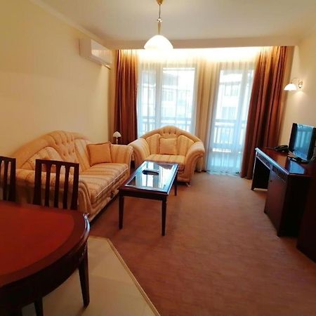 Downtown Luxury Private Apartments Bansko Bagian luar foto