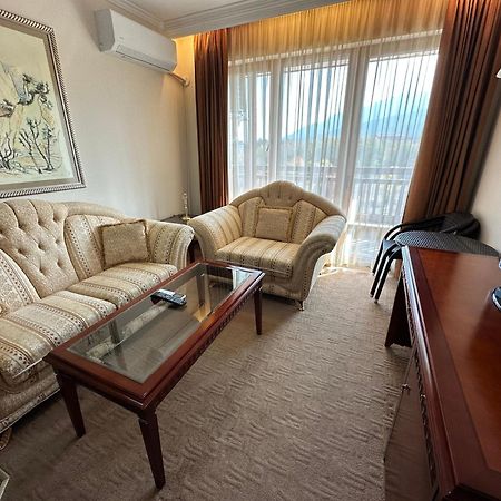 Downtown Luxury Private Apartments Bansko Bagian luar foto