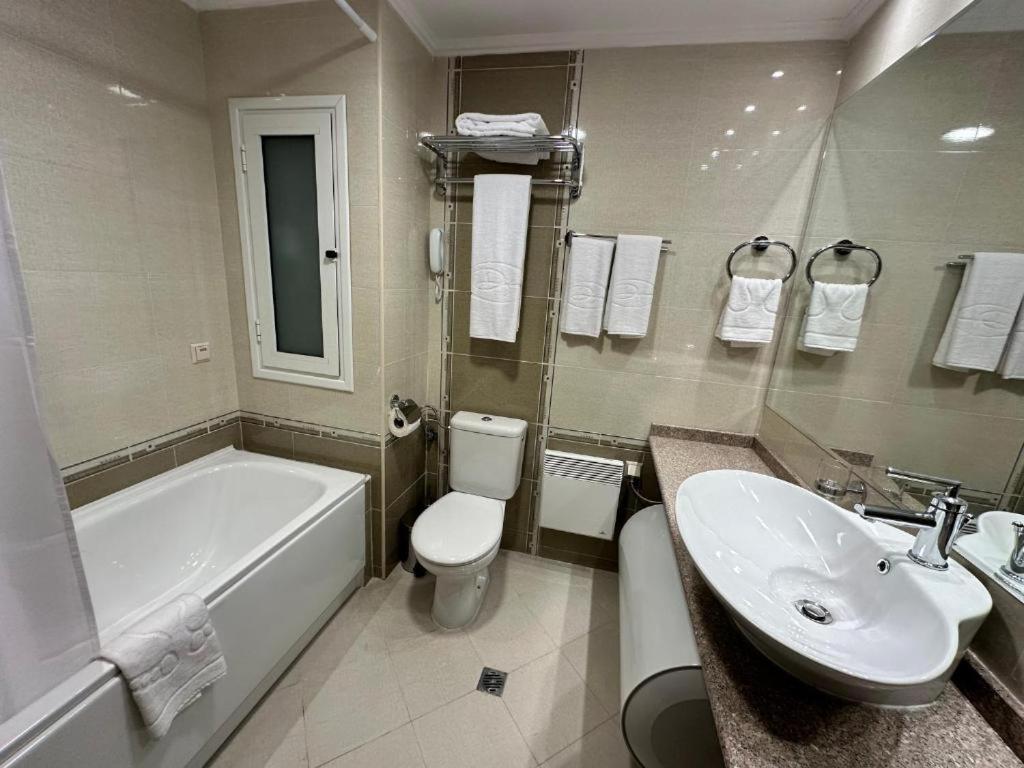 Downtown Luxury Private Apartments Bansko Bagian luar foto