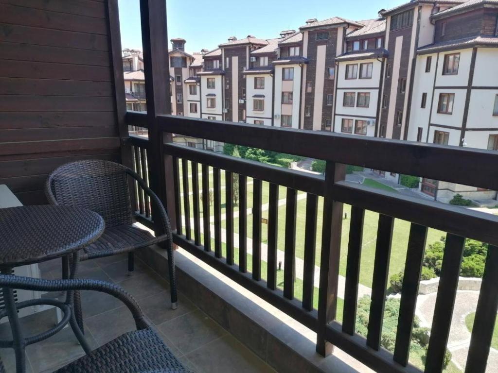 Downtown Luxury Private Apartments Bansko Bagian luar foto