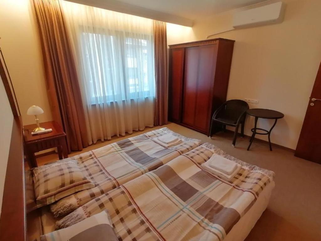 Downtown Luxury Private Apartments Bansko Bagian luar foto