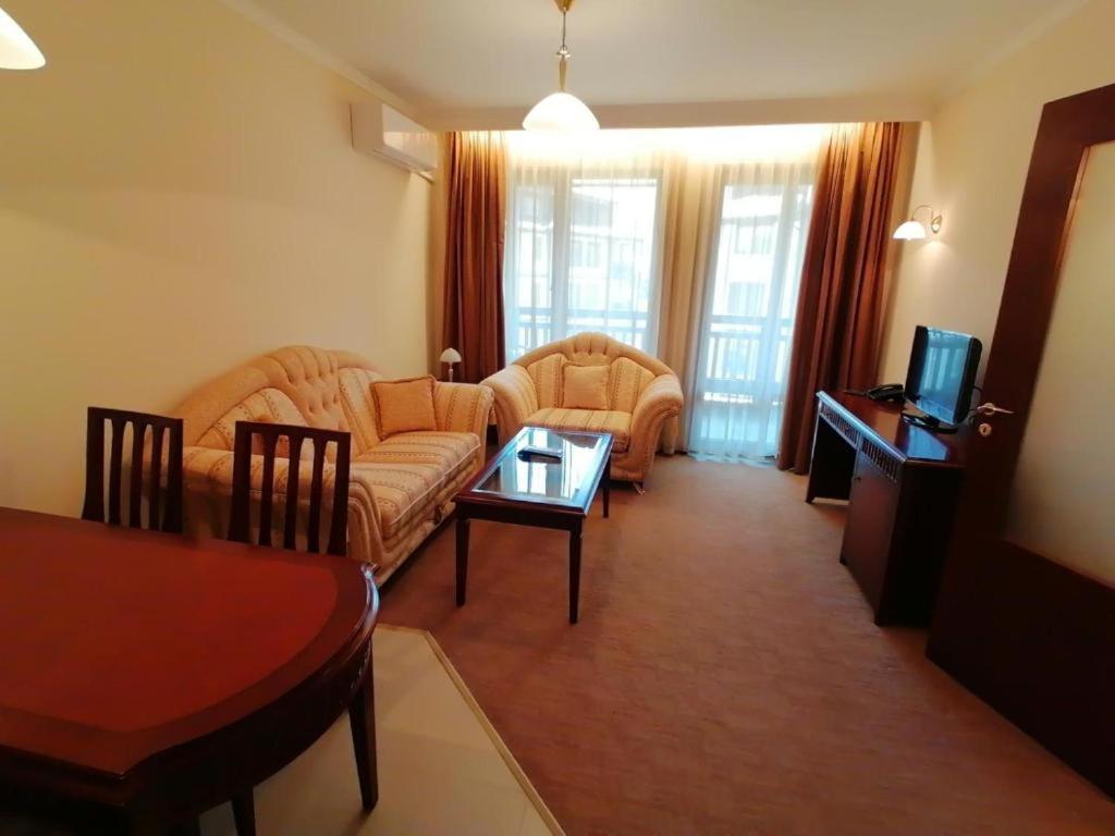 Downtown Luxury Private Apartments Bansko Bagian luar foto